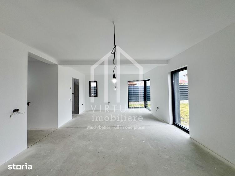 Casă cu 6 camere cu Teren 345 Mp în Șura Mică