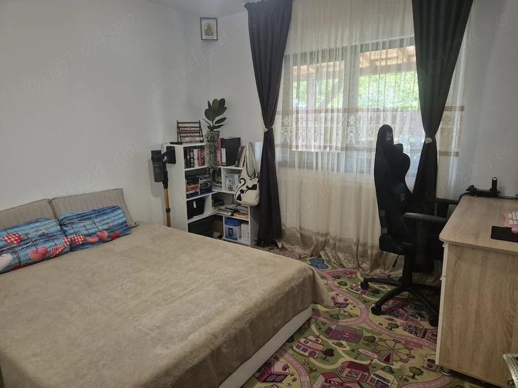 Casă cu Teren 450 Mp în Tomești