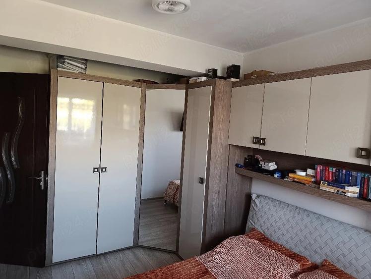 Apartament cu 4 camere decomandat în Apahida