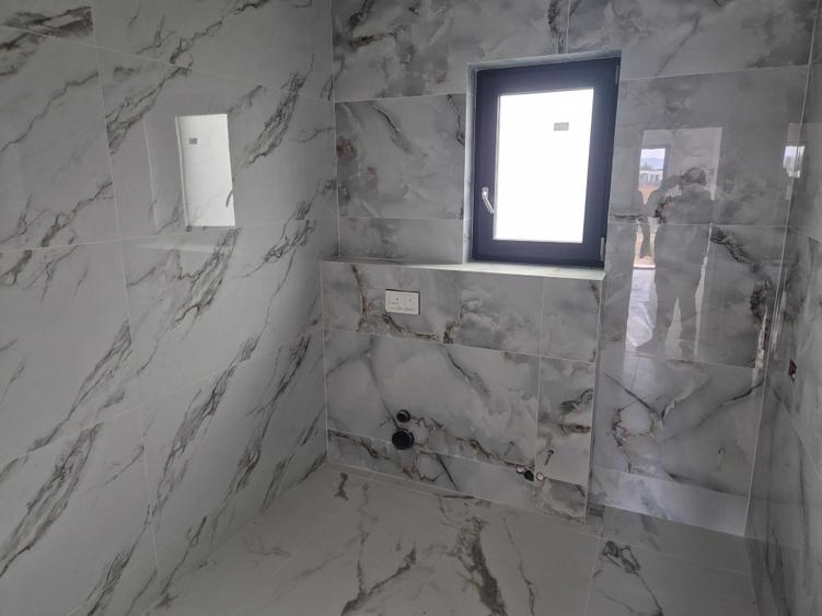 Casă cu 3 camere în Central