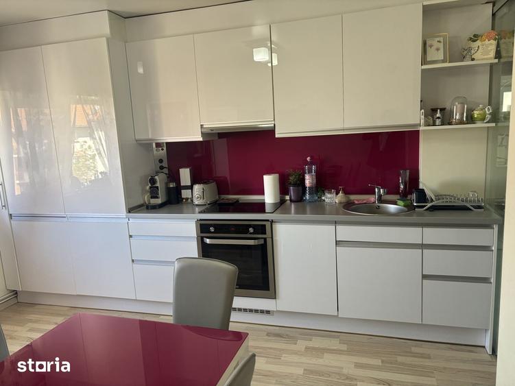 Apartament cu 2 camere decomandat în Carpați 2