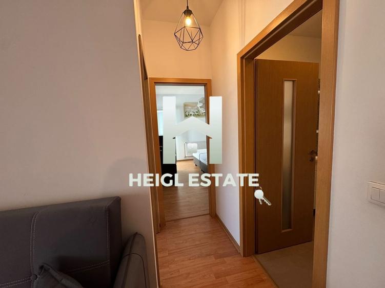 Apartament cu 3 camere decomandat, mobilat în Torontalului