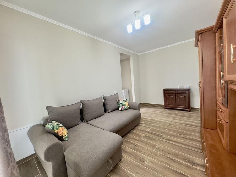 Apartament cu 2 camere semidecomandat în Giroc
