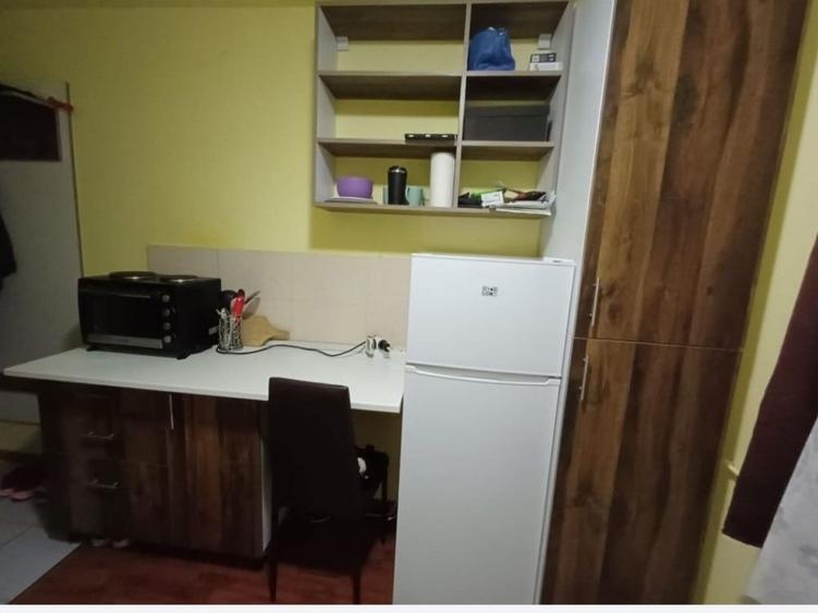 Garsonieră decomandată în Exterior Vest