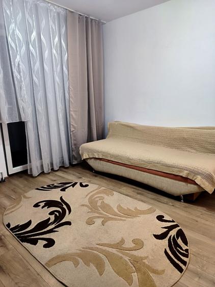 Apartament cu 2 camere decomandat în Florești