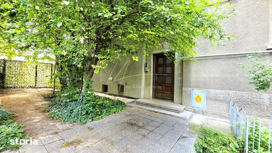 Apartament cu 3 camere decomandat, mobilat în Floreasca