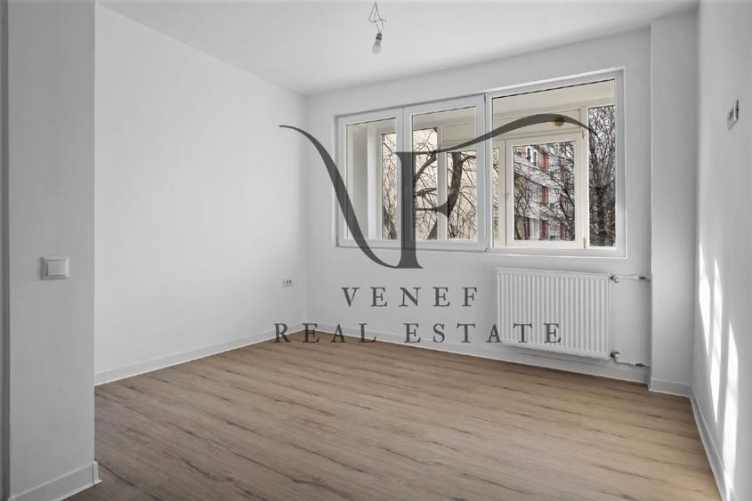 Apartament cu 3 camere semidecomandat în Colentina