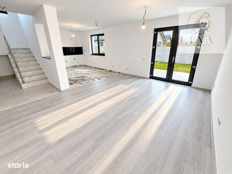 Casă cu 4 camere cu Teren 400 Mp în Domnești