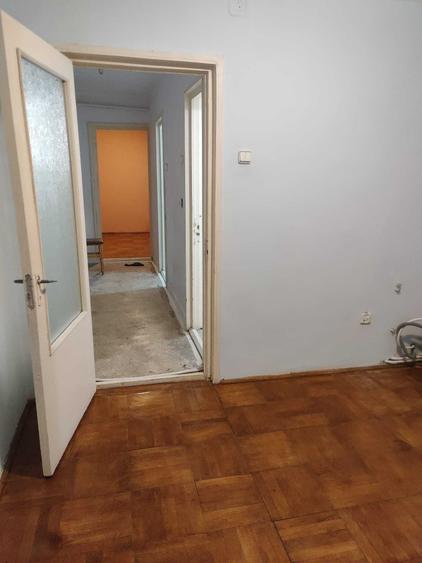 Apartament cu 2 camere decomandat în Dărmănești