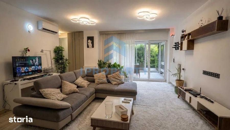 Apartament cu 3 camere în Tei