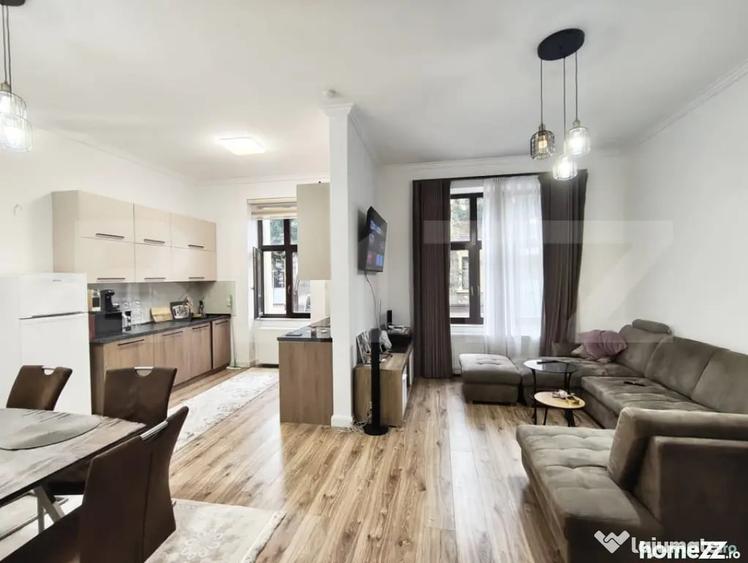 Casă cu 4 camere cu Teren 50 Mp în Central