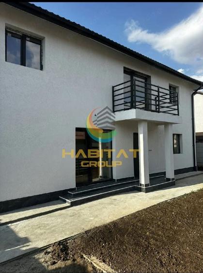 Casă individuală cu 4 camere cu Canalizare în Vidra