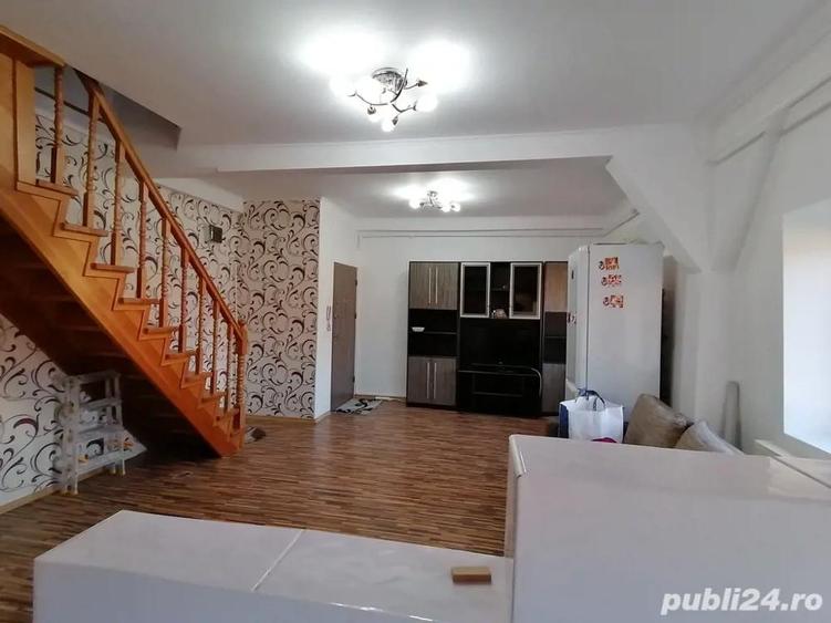 Apartament cu 3 camere decomandat, mobilat în Ostroveni