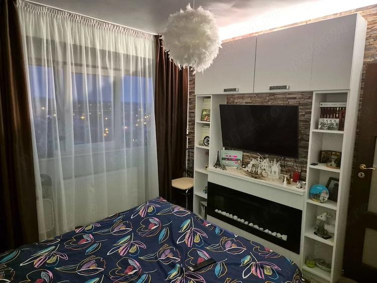 Apartament cu 4 camere decomandat în Mazepa 1