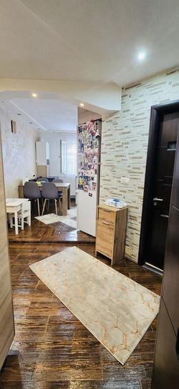 Apartament cu 2 camere decomandat în Exterior Vest