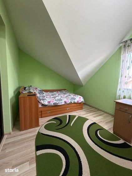 Casă cu 5 camere cu Teren 200 Mp în Ultracentral