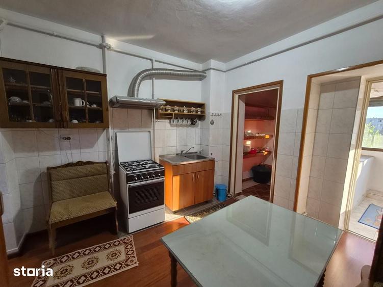 Apartament cu 2 camere decomandat în Energiei