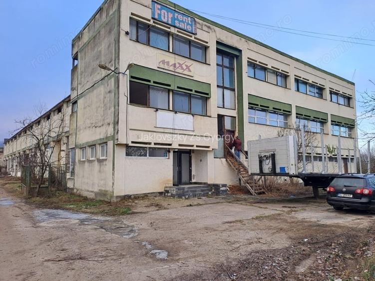 Hale industriala de vanzare