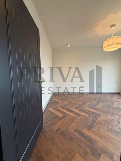 Duplex cu 4 camere cu Canalizare în Moșnița Nouă