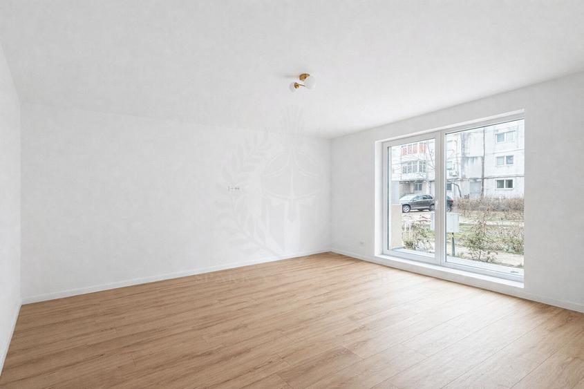 Apartament cu 3 camere decomandat, mobilat în Malu Roșu