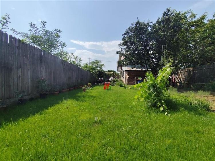 Casă individuală cu 3 camere cu Canalizare în Chitila