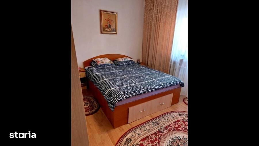Apartament cu 3 camere în Nerva Traian