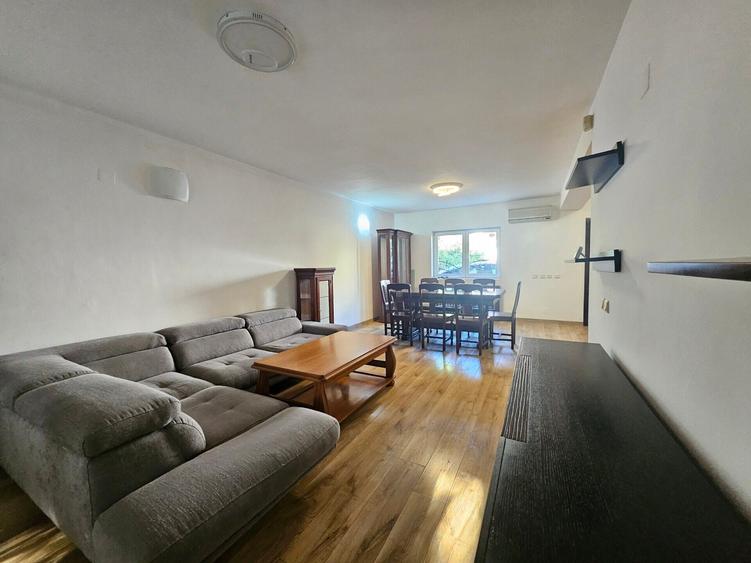 Duplex cu 3 camere cu Canalizare în Iancu Nicolae