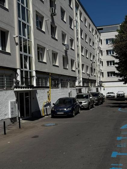 Apartament cu 2 camere semidecomandat în Centrul Istoric