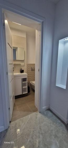 Apartament cu 3 camere decomandat în Ultracentral