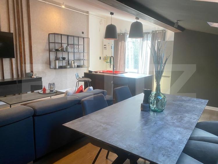 Apartament cu 3 camere semidecomandat, mobilat în Florești