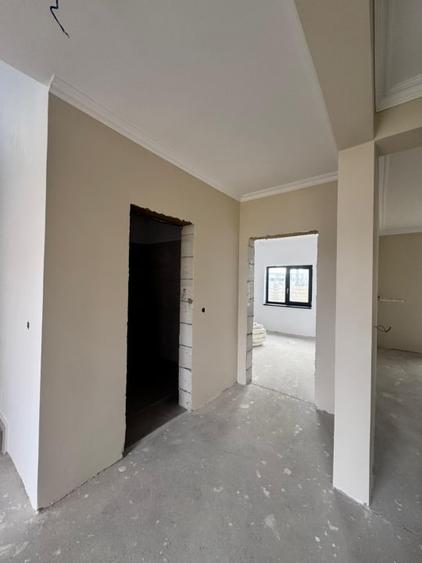 Casă individuală cu 5 camere cu Canalizare în Lascăr Catargiu