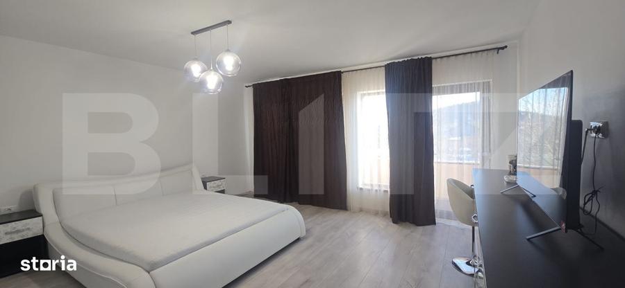 Casă cu 4 camere în Leamna de Jos