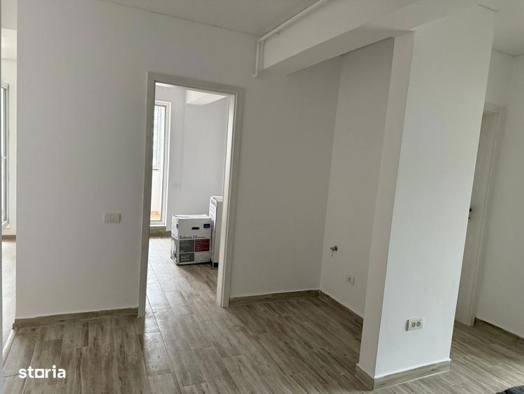 Apartament cu 2 camere decomandat în Central — fotografia 1