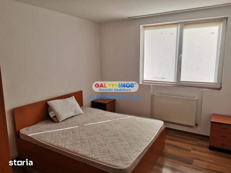 Apartament cu 3 camere în Drumul Taberei