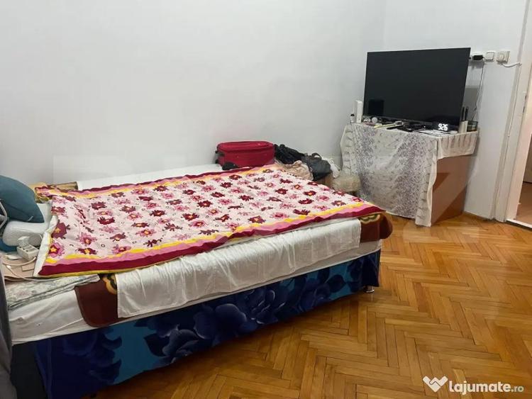 Apartament cu 2 camere semidecomandat în Traian