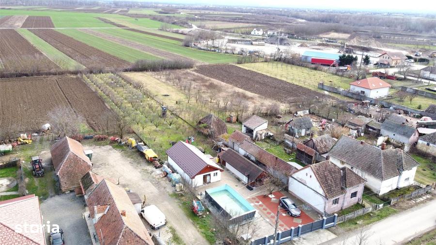Casă cu 3 camere cu Teren 1850 Mp în Odoreu