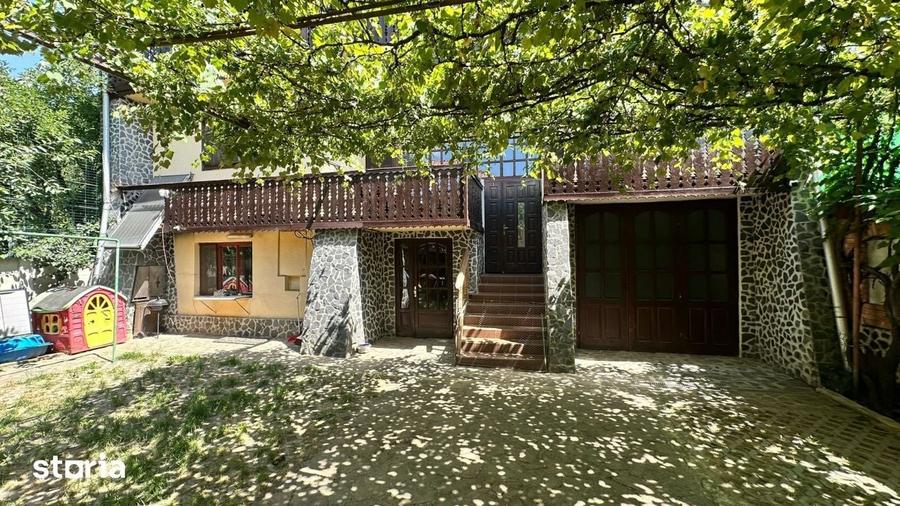Casă decomandat cu Teren 500 Mp în Valea Aurie