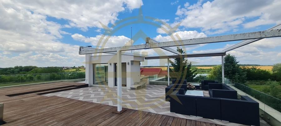Casă cu 13 camere cu Piscina în Snagov