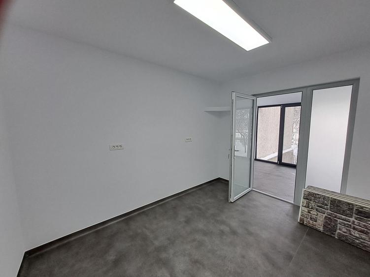 Spațiu comercial, de 65 mp, în Torontalului