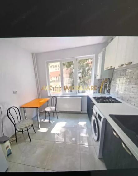Apartament cu 3 camere decomandat, mobilat în Pantelimon