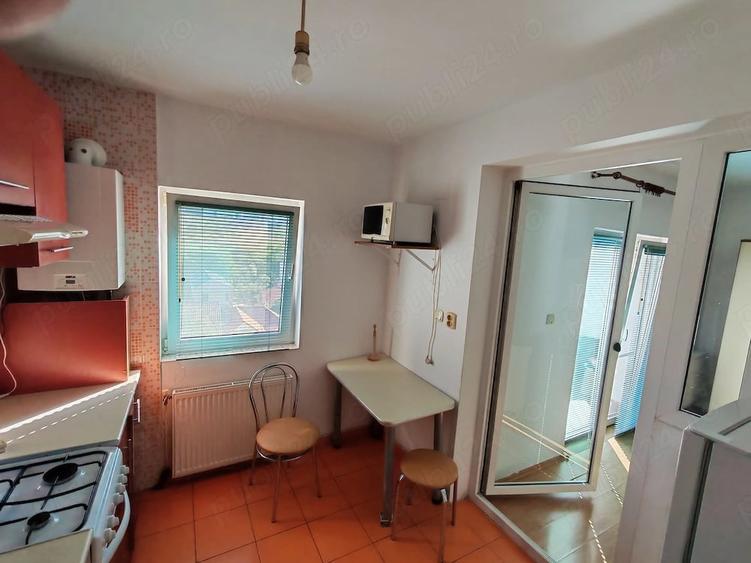 Garsonieră decomandată în Câmpului
