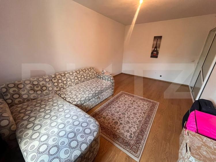 Apartament cu 2 camere decomandat, mobilat în Dacia