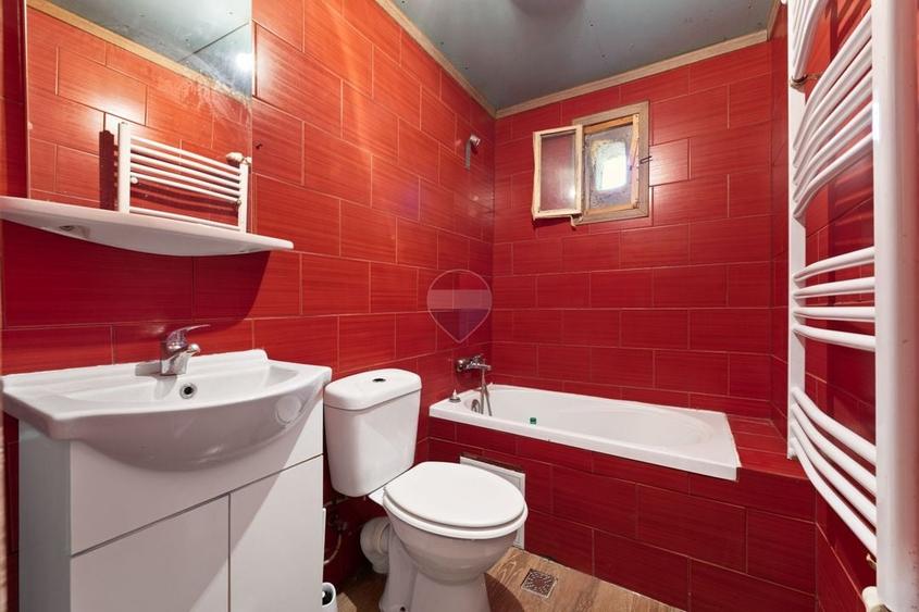 Casă individuală cu 4 camere cu Teren 785 Mp în Gai