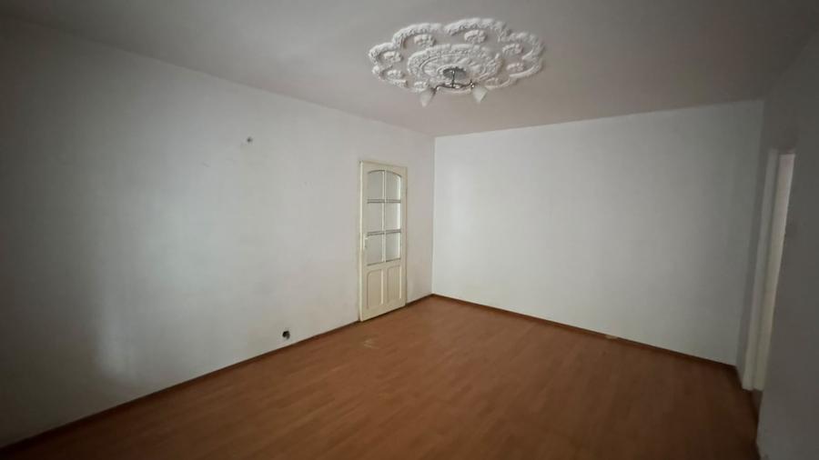 Apartament cu 2 camere semidecomandat în Sud