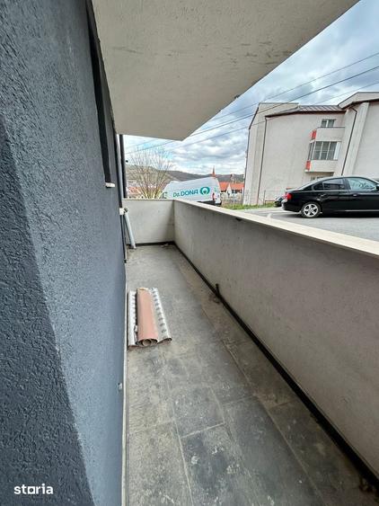 Apartament cu 3 camere în Florești