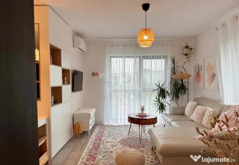 Apartament cu 5 camere decomandat în Herăstrău