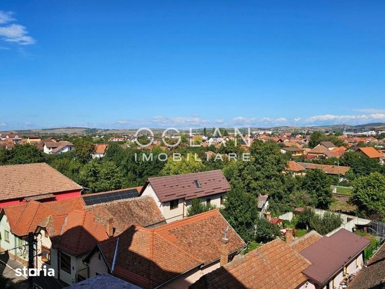 Apartament cu 3 camere decomandat în Terezian