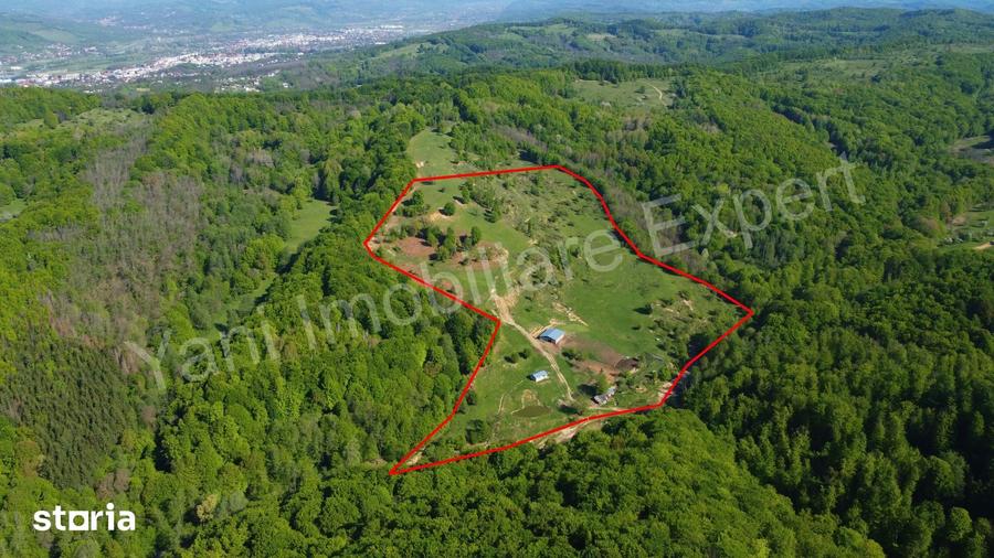 Teren de 109969 mp, în Central