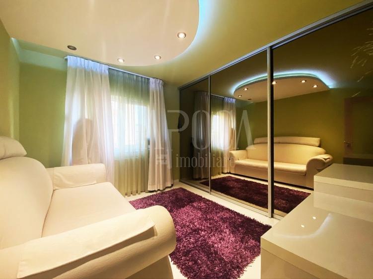 Apartament cu 4 camere decomandat, mobilat în Mărăști