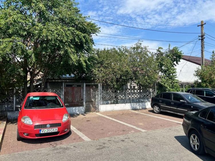 Casă cu 4 camere în Central